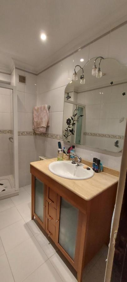 Habitacion Privada Al Lado De La Bahia De Santander Apartment Bagian luar foto