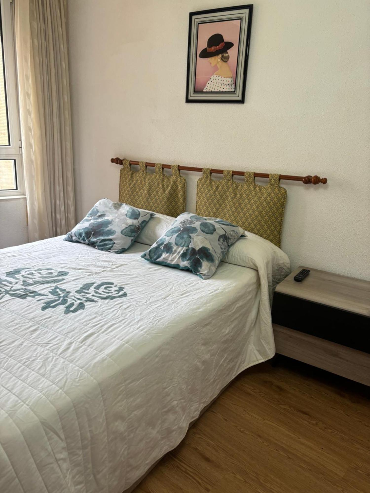 Habitacion Privada Al Lado De La Bahia De Santander Apartment Bagian luar foto
